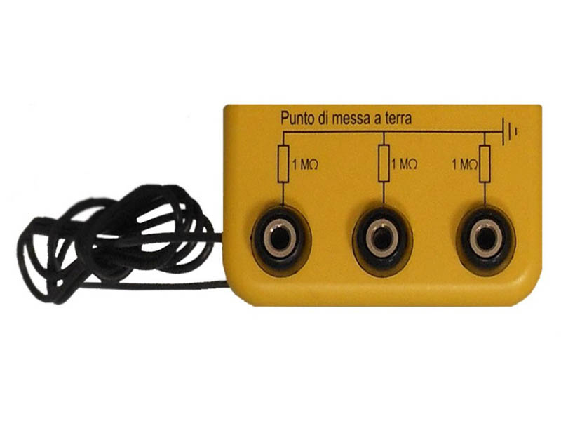 Grounding box, equipped with 3 banana plugs