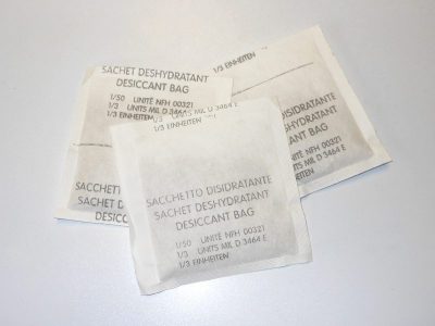 Moisture absorbing Desiccant Bags (Tyvek® and activated Clay, 100pcs)