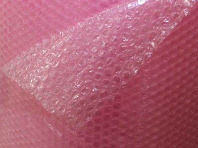 Film a bolle d'aria in PE antistatico ESD, colore Rosa trasparente (550x350mm)
